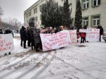 Protest rodziców przed Urzędem Miejskim 